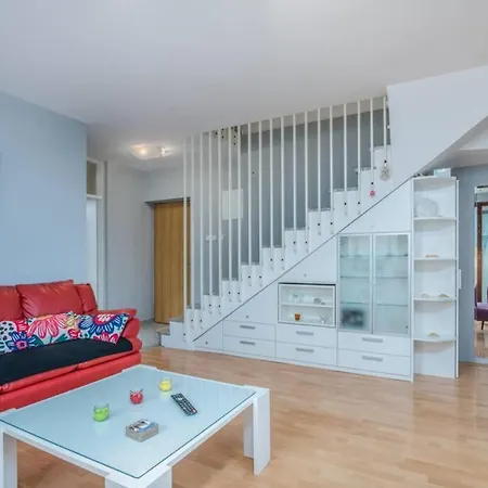 Dora Apartament Klimno